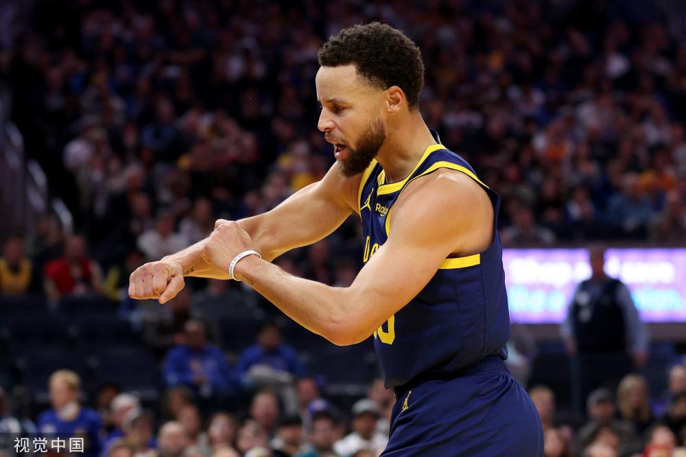 担任主教练 担任主教练